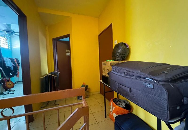 1.5 Storey House Taman Harmoni Utama Seksyen 32 