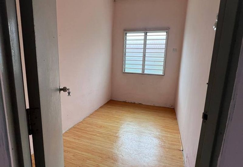 Single Storey House Taman Nuri, Kg Olak Lempit