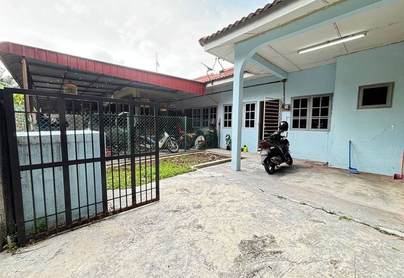 Single Storey House Taman Nuri, Kg Olak Lempit