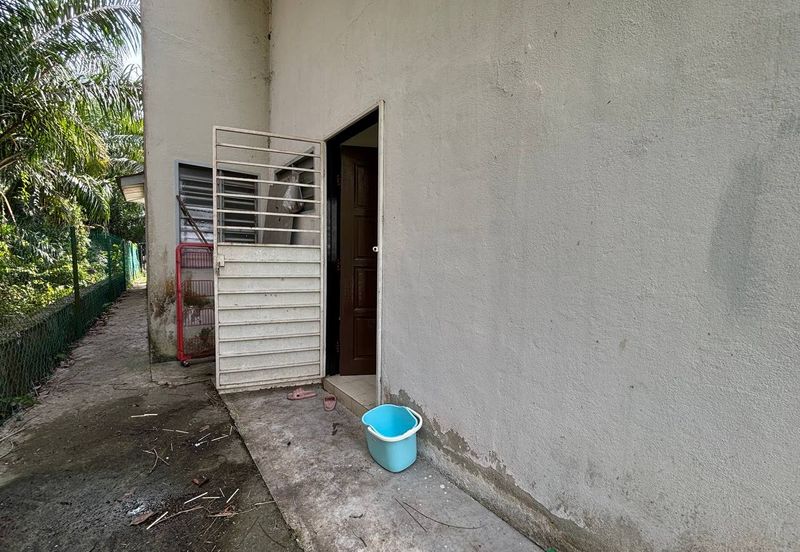 Single Storey House Taman Nuri, Kg Olak Lempit