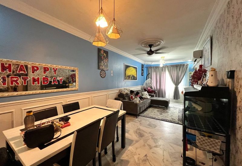 Dahlia Apartment ( Saujana Utama 2 )