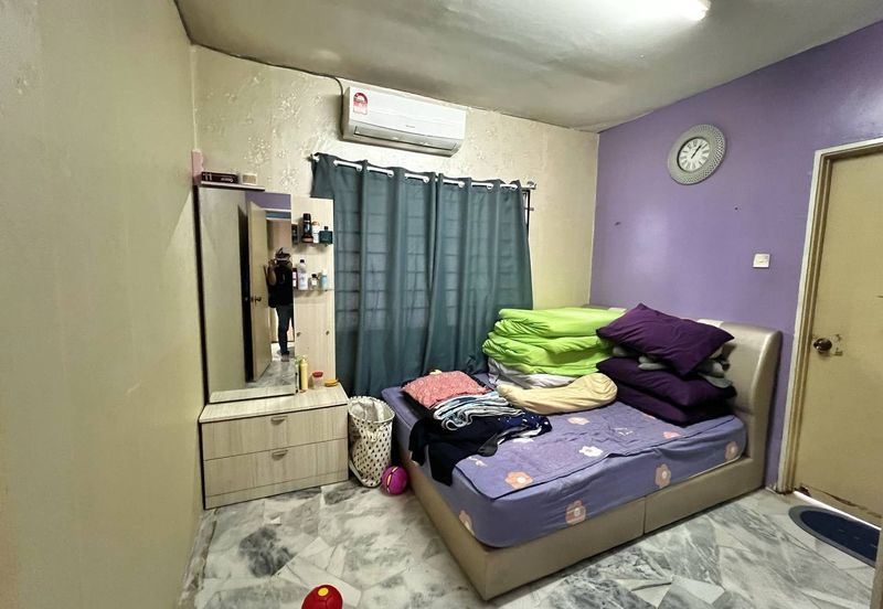 Dahlia Apartment ( Saujana Utama 2 )