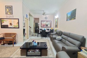 Jalan Spektrum U16 @ Taman Bukit Subang