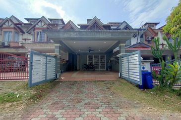 Jalan Spektrum U16 @ Taman Bukit Subang