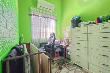 Jalan Spektrum U16 @ Taman Bukit Subang