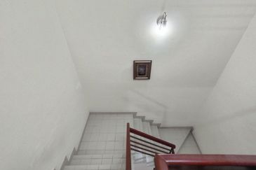 Jalan Spektrum U16 @ Taman Bukit Subang