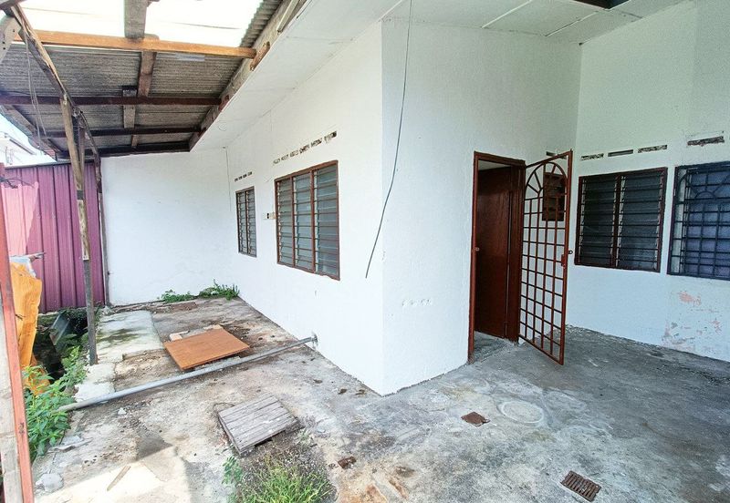 Single Storey House Taman Sri Medan, Telok Panglima Garang, Selangor