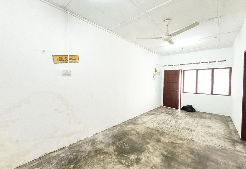 Single Storey House Taman Sri Medan, Telok Panglima Garang, Selangor