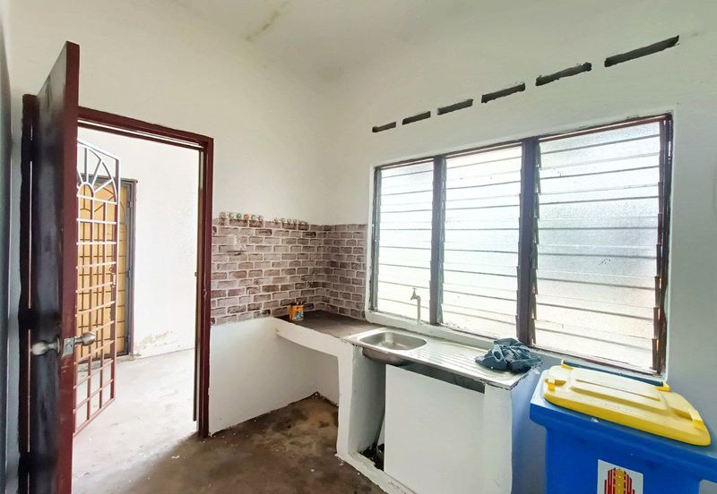 Single Storey House Taman Sri Medan, Telok Panglima Garang, Selangor