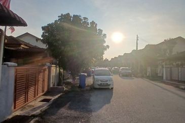 Seksyen 30, Shah Alam