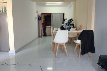 Flat PKNS, Seksyen 7