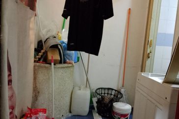 Flat PKNS, Seksyen 7