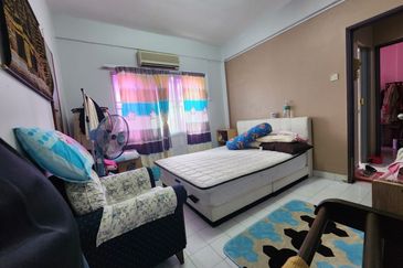 Townhouse Ground Floor Sri Permata Condo Seksyen 9 Shah Alam