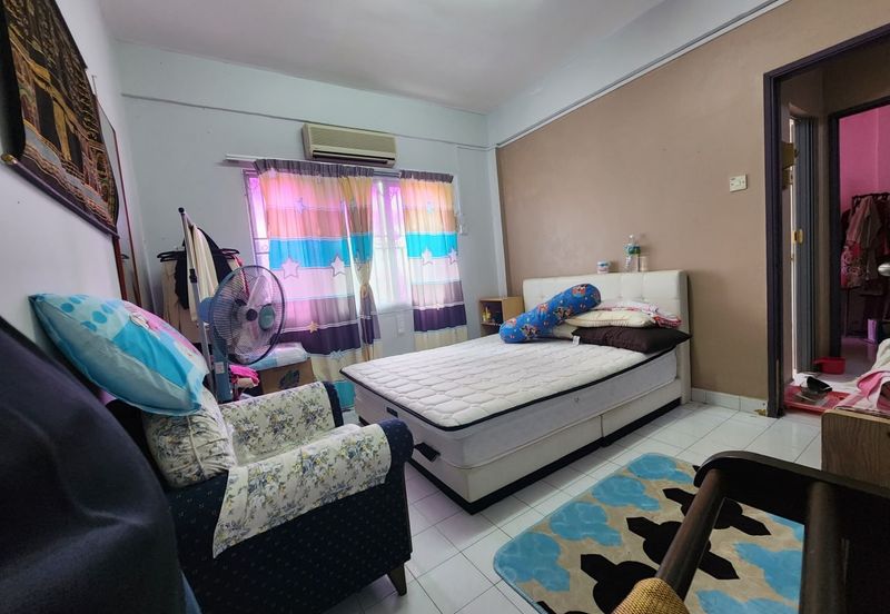 Townhouse Ground Floor Sri Permata Condo Seksyen 9 Shah Alam