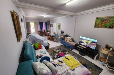 Townhouse Ground Floor Sri Permata Condo Seksyen 9 Shah Alam