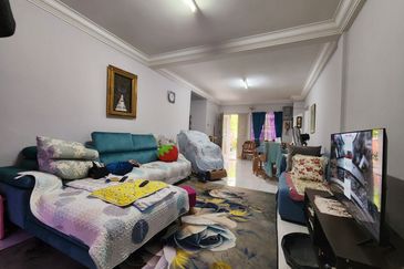 Townhouse Ground Floor Sri Permata Condo Seksyen 9 Shah Alam