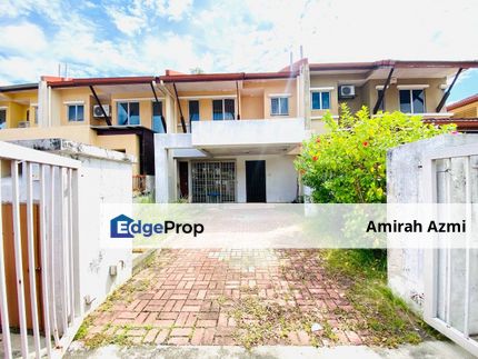 2 Storey Terrace House Taman Perindustrian UEP Subang Jaya, Selangor, Subang Jaya