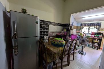 Jalan Kembojasari 10