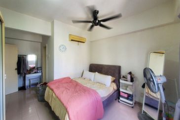 Pangsapuri Bukit Awansari (OG Court)