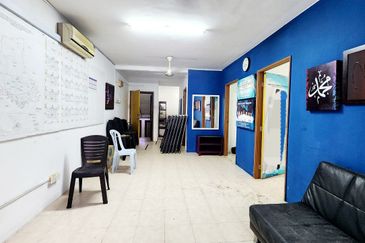 Pusat Komersial Seksyen 7