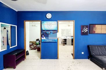 Pusat Komersial Seksyen 7