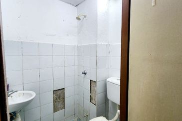 Pusat Komersial Seksyen 7