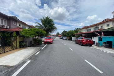 Jalan Padang Jawa 