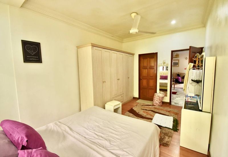 2 Storey Bungalow @ SS19 Subang Jaya 