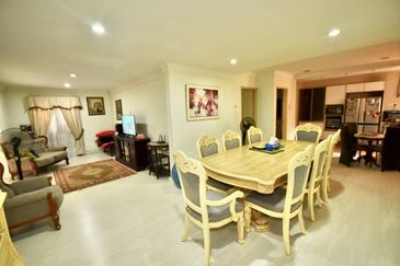 2 Storey Bungalow @ SS19 Subang Jaya 