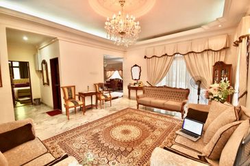 2 Storey Bungalow @ SS19 Subang Jaya 