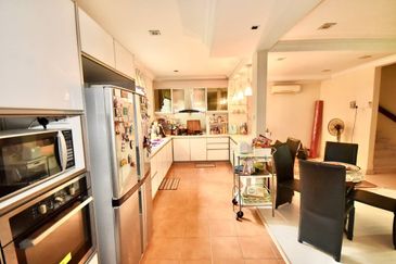 2 Storey Bungalow @ SS19 Subang Jaya 