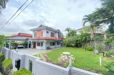 2 Storey Bungalow @ SS19 Subang Jaya 