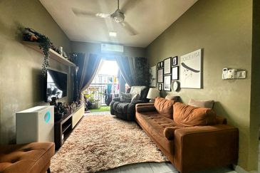 Residensi Laguna Biru 2