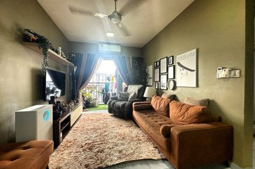 Residensi Laguna Biru 2