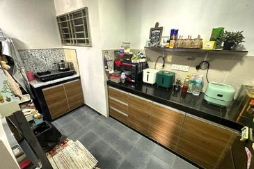 Residensi Laguna Biru 2