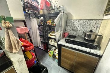 Residensi Laguna Biru 2