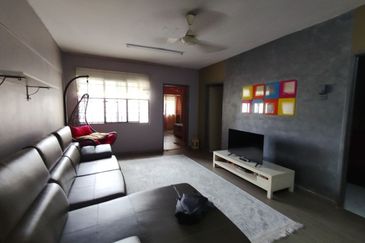 Pangsapuri Subang Suria