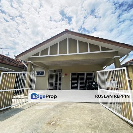 1 ½ STOREY SEMI-D TAMAN BERSATU BANTING, Selangor, Banting