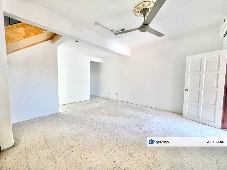 RENOVATED Double Storey Terrace, Jalan Kemboja, Selangor, Hulu Selangor