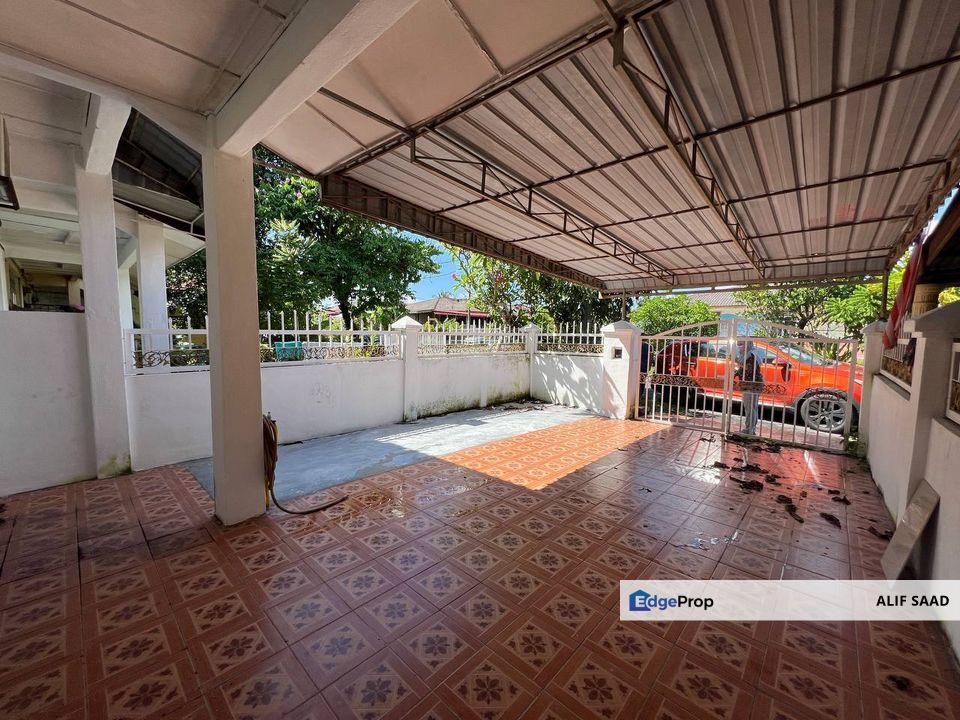 RENOVATED Double Storey Terrace, Jalan Kemboja, Selangor, Hulu Selangor