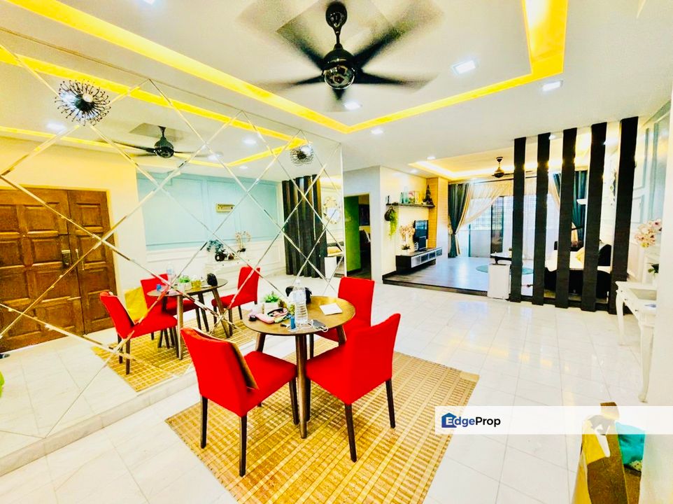 RENOVATED CONDOMINIUM IN KLANG BUKIT RAJA BANDAR BARU, Selangor, Klang