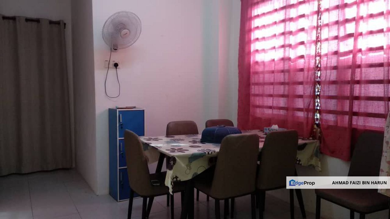 END LOT HOUSE BANDAR EKAR RANTAU SEREMBAN, Negeri Sembilan, Rantau