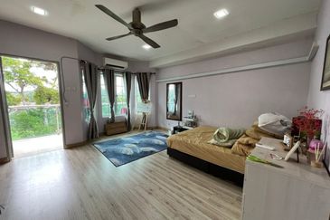 Taman Sri Pinang, Si Rusa