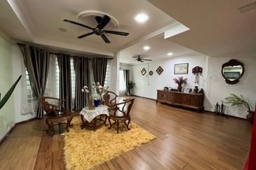 Taman Sri Pinang, Si Rusa