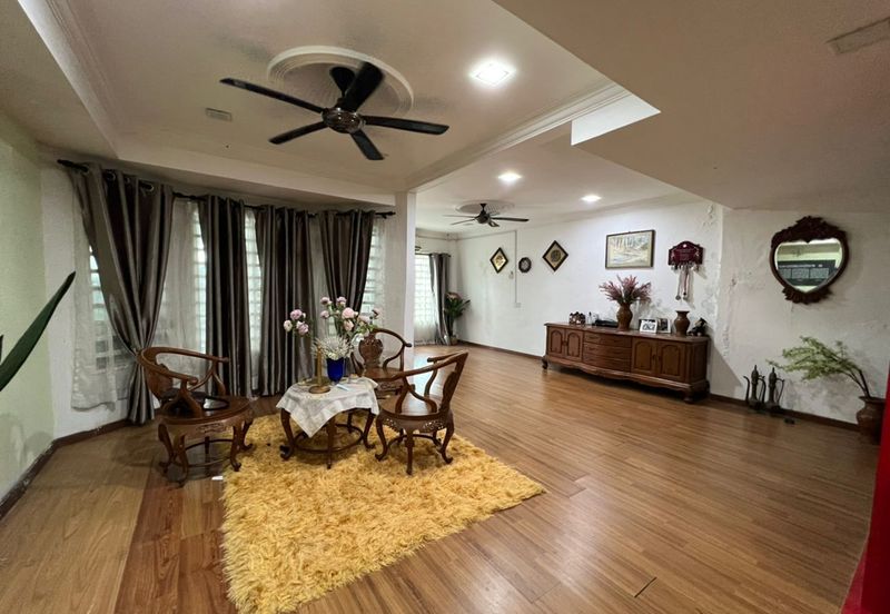 Taman Sri Pinang, Si Rusa