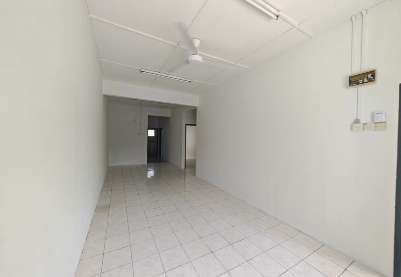 Taman College Heights (Sikamat)