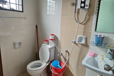 TAMAN TASIK JAYA II & IV