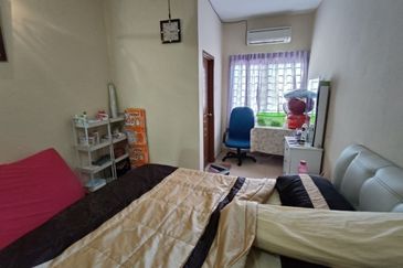 TAMAN TASIK JAYA II & IV