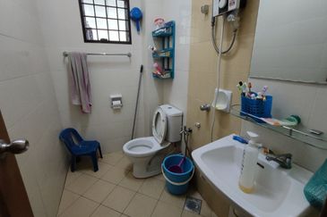 TAMAN TASIK JAYA II & IV