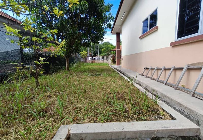 TAMAN MARIKH (PEC 1829 & 1832)